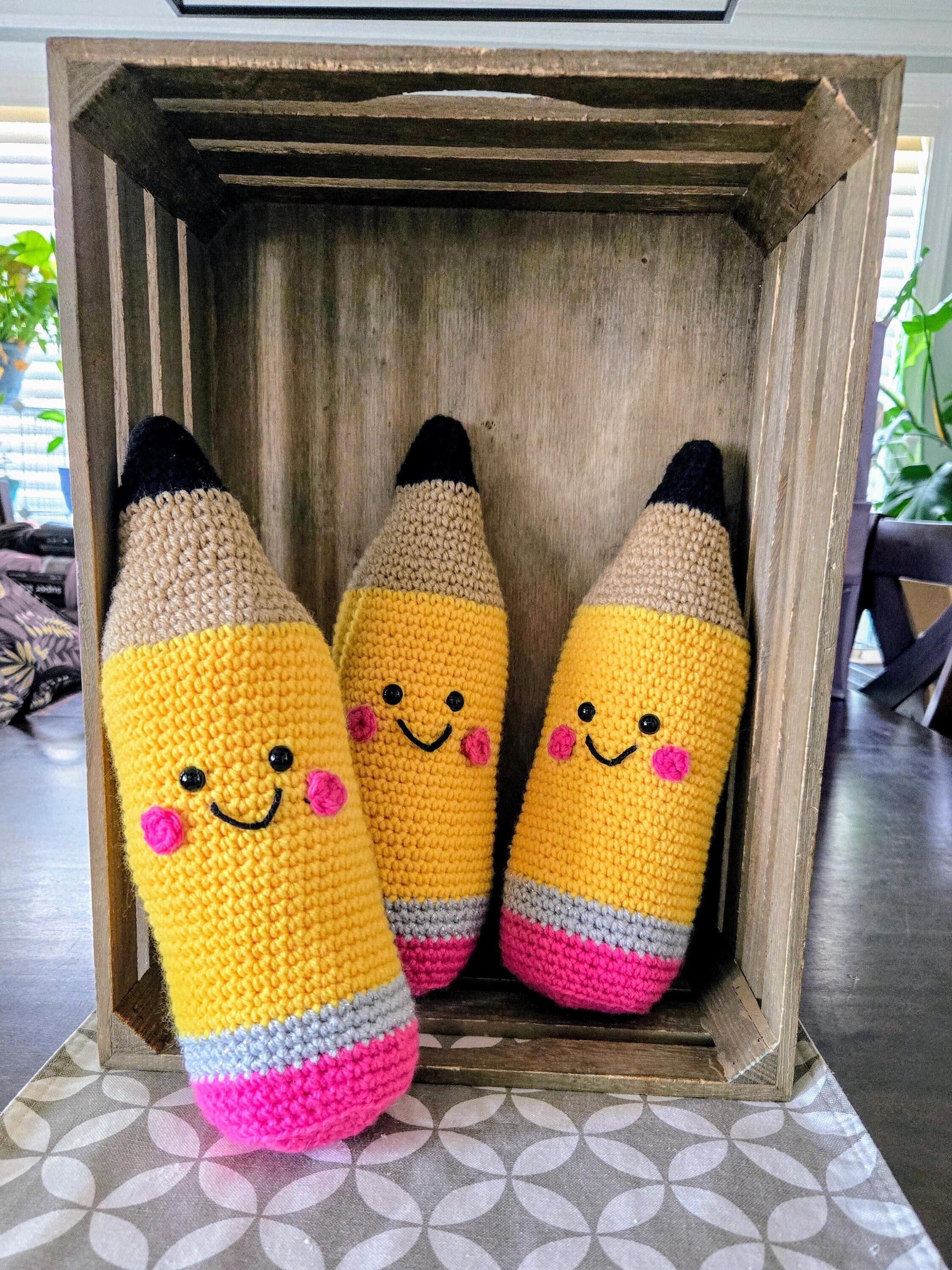 Crochet Pencil Plushie – Cute Teacher Gift, Desk Decor, Classroom Accessory, Amigurumi - Handmade - Thumbnail 2