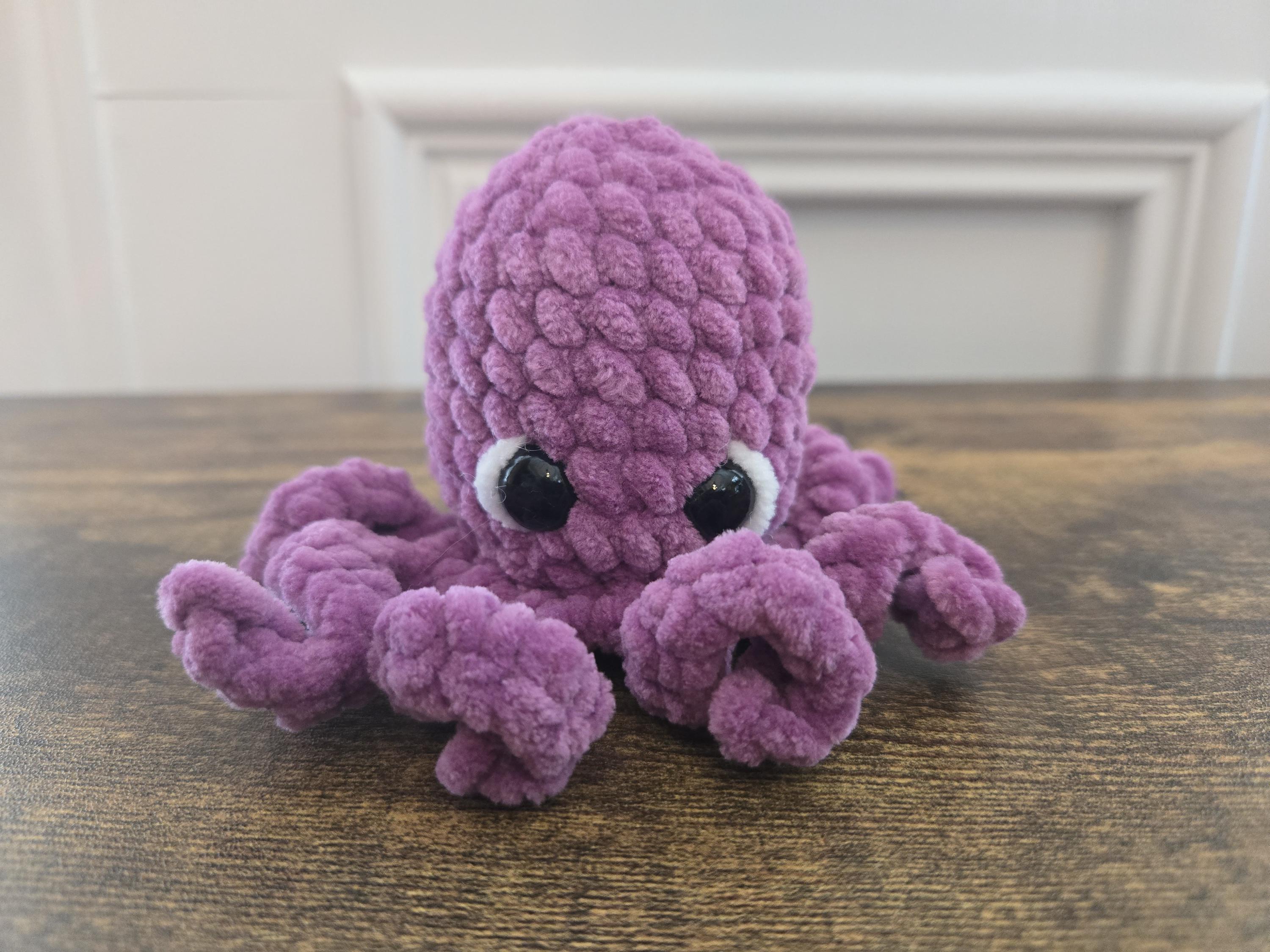 Sea Creature Trio – Crochet Octopus, Sea Turtle & Stingray Plush Set – Ocean Animal Plushies – Soft Handmade Stuffed Toys – Ocean Lover Gift - Thumbnail 5