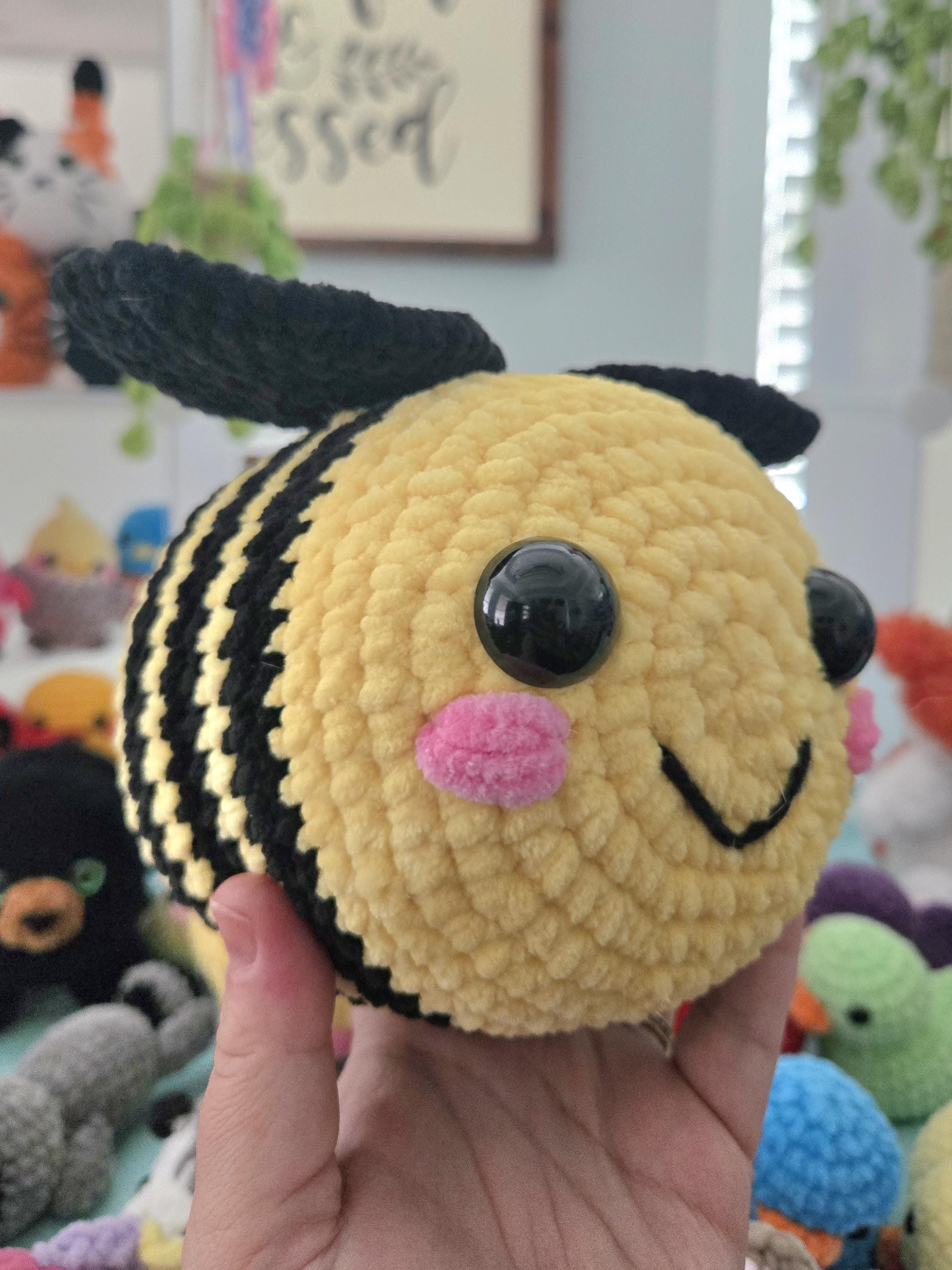Big Crochet Bee Plush – Soft Chenille Bumblebee – Large Amigurumi Bee – Cute Bug Pillow – Bee Lover Gift – Handmade Plush Toy - Thumbnail 2
