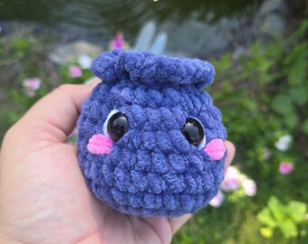 Medium Crochet Blueberry Plush – Handmade Amigurumi Fruit Toy – Cute Stuffed Blueberry Plushie – Kawaii Food Decor – Blueberry Gift