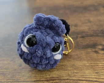 Mini Crochet Blueberry Keychain – Handmade Amigurumi Fruit Keychain – Cute Kawaii Plush Charm – Blueberry Bag Charm – Small Gift