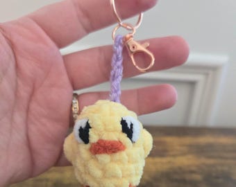 Crochet Baby Chick Keychain – Mini Amigurumi Chick – Kawaii Chicken Keychain – Cute Easter Gift – Handmade Bird Keyring
