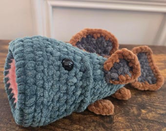 Crochet Bass Fish Plush – Amigurumi Fish Toy – Realistic Fishing Gift – Cute Stuffed Bass Plush – Lake & Fisherman Gift - Handmade
