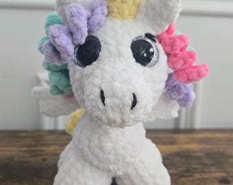 Crochet Unicorn Plush – Curly Rainbow Hair – Chunky Plushie – Handmade Unicorn Toy – Kawaii Plush – Fantasy Lover Gift – Soft Plushie