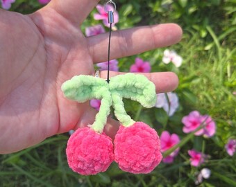 Crochet Cherry Keychain – Handmade Fruit Keyring – Cute Amigurumi Cherry Bag Charm – Kawaii Gift – Backpack Accessory – Fruit Lover Gift