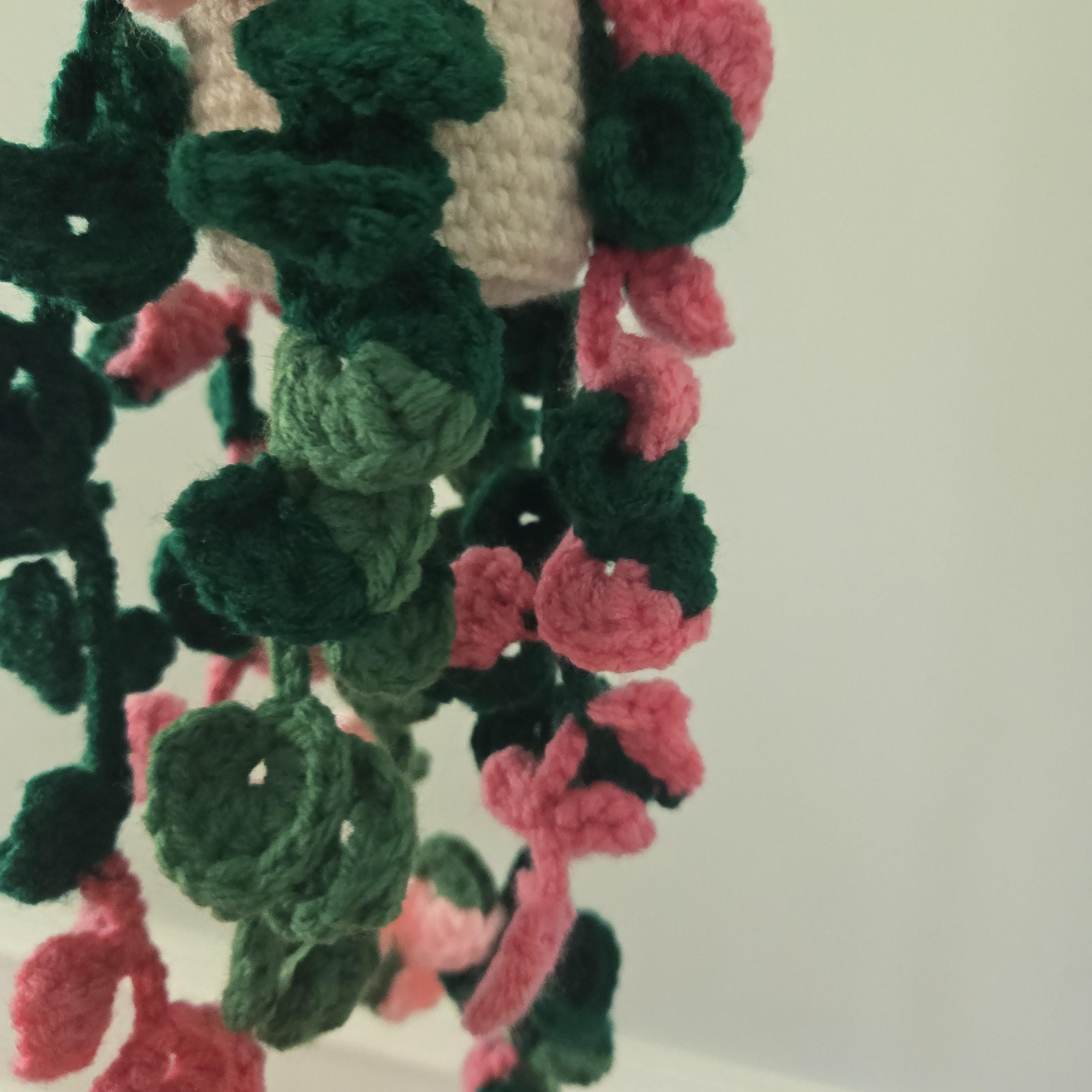 Crochet Hanging Plant – Pink & Green Philodendron with Long Vines, Handmade Weighted Amigurumi Houseplant in Cream Basket - Thumbnail 6
