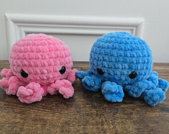 Crochet Octopus Squish – Handmade Plush Octopus – Kawaii Sea Animal – Chunky Soft Plush – Ocean Lover Gift – Cute Desk Buddy