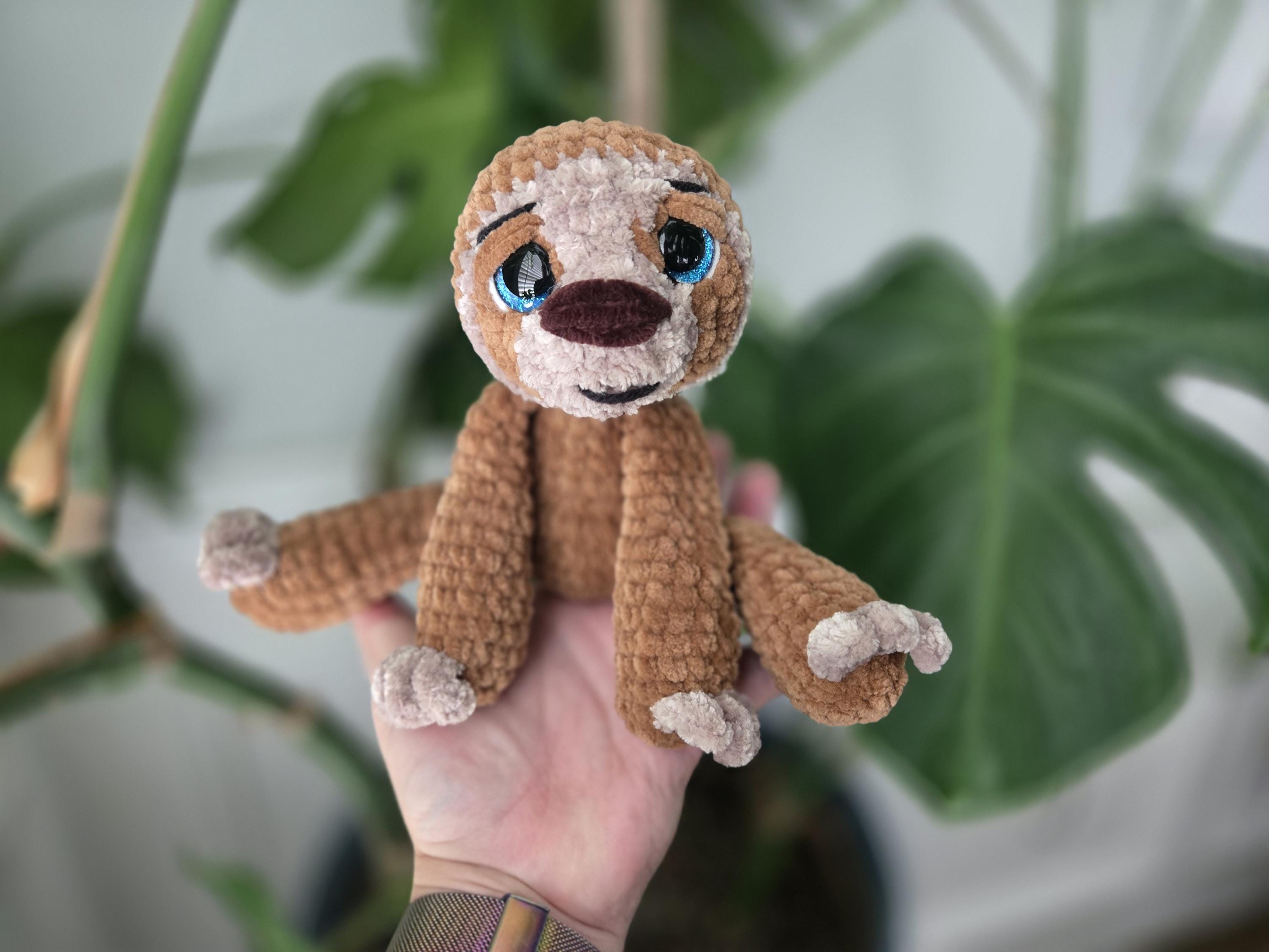 Crochet Sloth Plush – Chunky Plushie – Handmade Stuffed Sloth – Soft Animal Toy – Kawaii Plush – Slow and Snuggly – Gift for Sloth Lovers