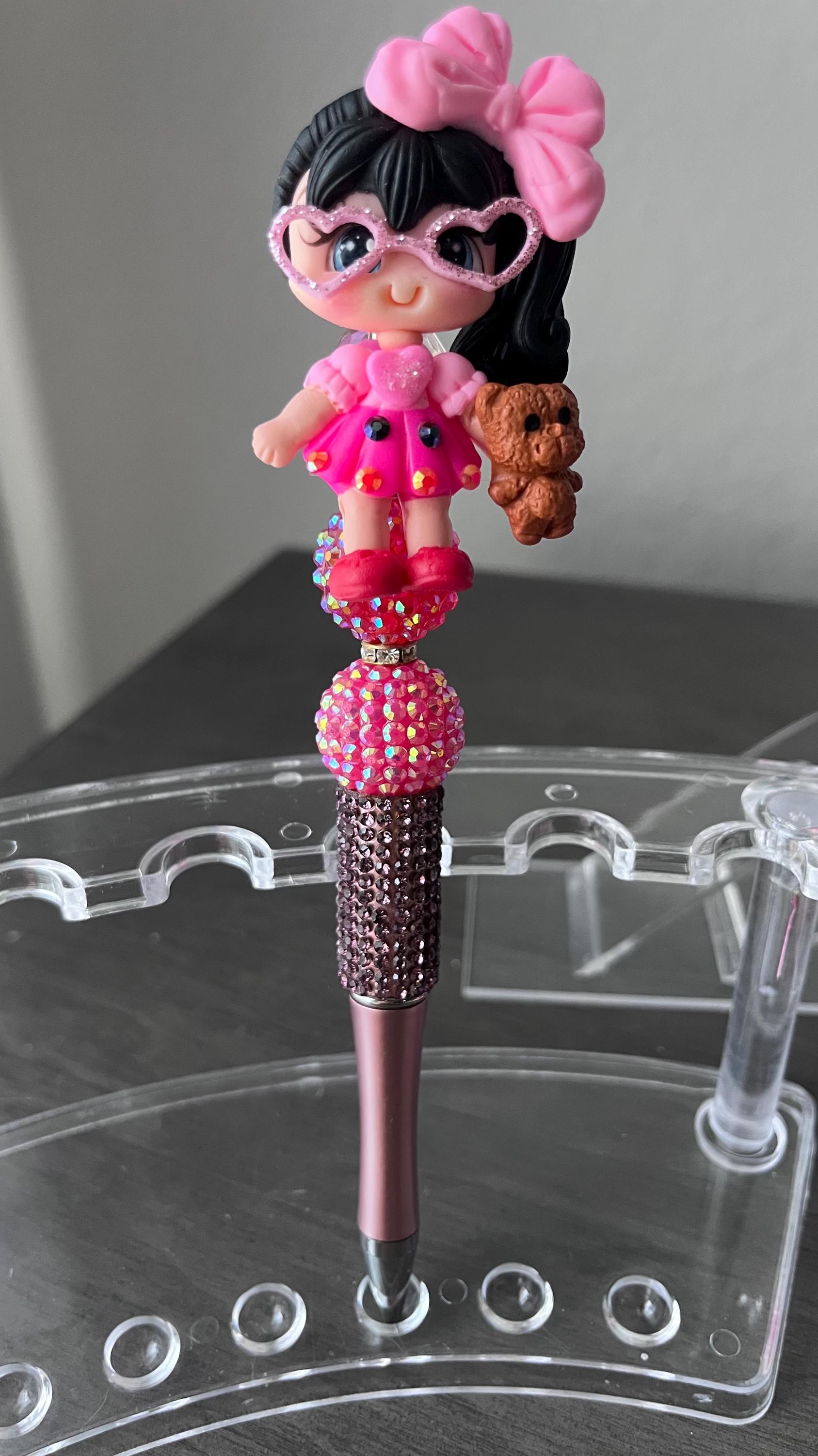 Clays toppers with pens
