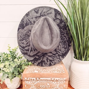 Peony Burned Hat, Floral Engraved Cowboy Hat, Peony Hat, Peony Burned Fedora, Engraved Suede Hat, Boho Hat, Vegan Suede
