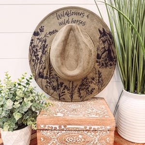 Wildflowers Hat, Burned Cowboy Hat, Floral Burned Hat, Cowgirl Hat, Horse Theme Hat, Horse Hat, Engraved Cowboy Hat, Boho Hat