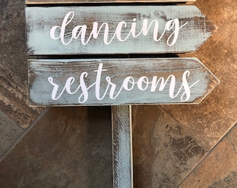 Directional Wedding Signs, Wedding Arrow Sign, Receptions Sign, Ceremony Sign, Bar Sign, Rustic Wedding Sign, Pointing Signs, Guide Signs