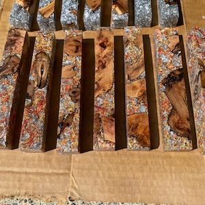 Grapevine&Alumilite (Gold, Silver, Copper Leaf) Worthless Wood Hybrid Pen Blanks