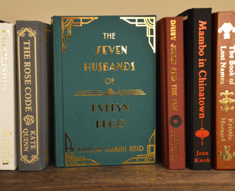 The Seven Husbands of Evelyn Hugo by Taylor Jenkins Reid rebound hardcover book image 1