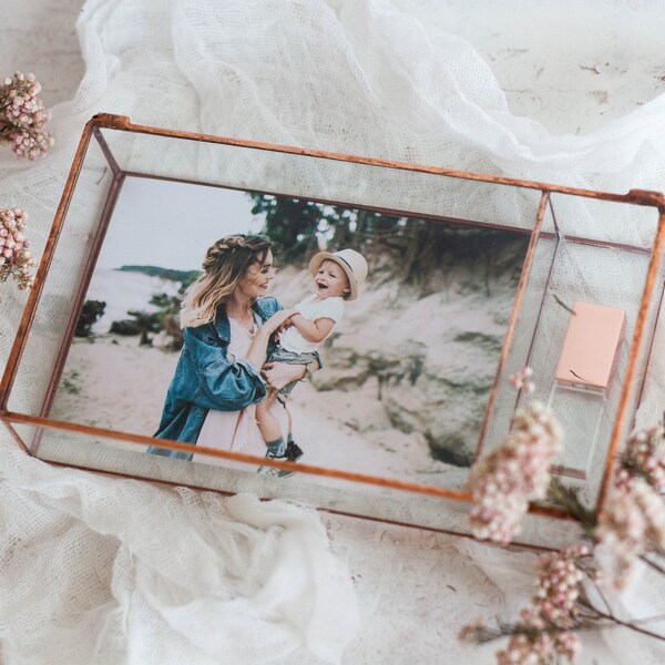 Boîte d'affichage de photos en verre avec section de lecteur flash USB - Cadeau de jeunes mariés - Porte-photo géométrique - Réception de cartes - Décoration de maison de mariage