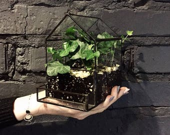 Glass house - Planter - Terrarium - Geometric form - Flower house - Industrial decor - Loft box - Wedding decor - Cardholder