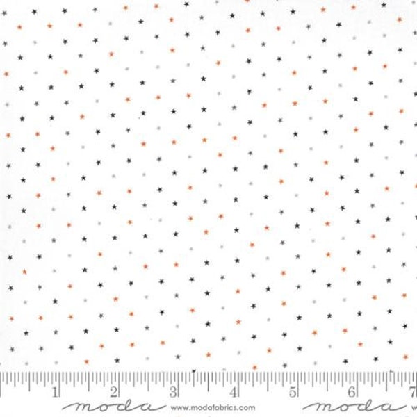 Twinkle by April Rosenthal Prairie Grass | Tiny Stars Halloween Ghost | Moda Cotton Fabrics | Sold by 1/2 Yard – Continual Cut