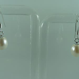 Cultured Pearl Earrings image 8