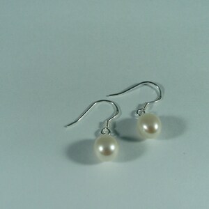 Cultured Pearl Earrings image 3