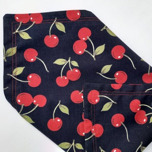 Pochette de costume en coton bleu marine cerise style années 1940
