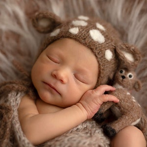 Doe Bonnet Knit Mohair Hat for Girl or Boy Brown White Felt Newborn size Photography Prop Photo Deer Roe