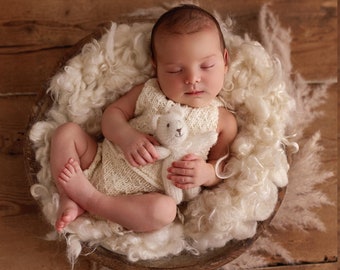 Ivory White Mini Curly Blanket RTS Fluffy Handspun Layer Rug Newborn Photo Photography Prop