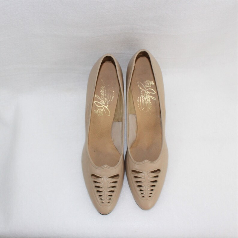 women's flats narrow width