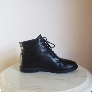 Narrow width booties discount