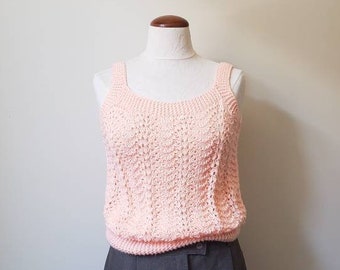 Vintage 70s crochet knit tank top | 1970s crochet peach pink vest medium