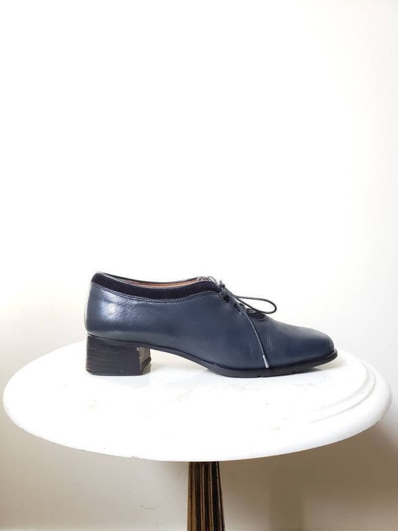 Vintage 70s lace up navy oxford shoes | 1970s leat