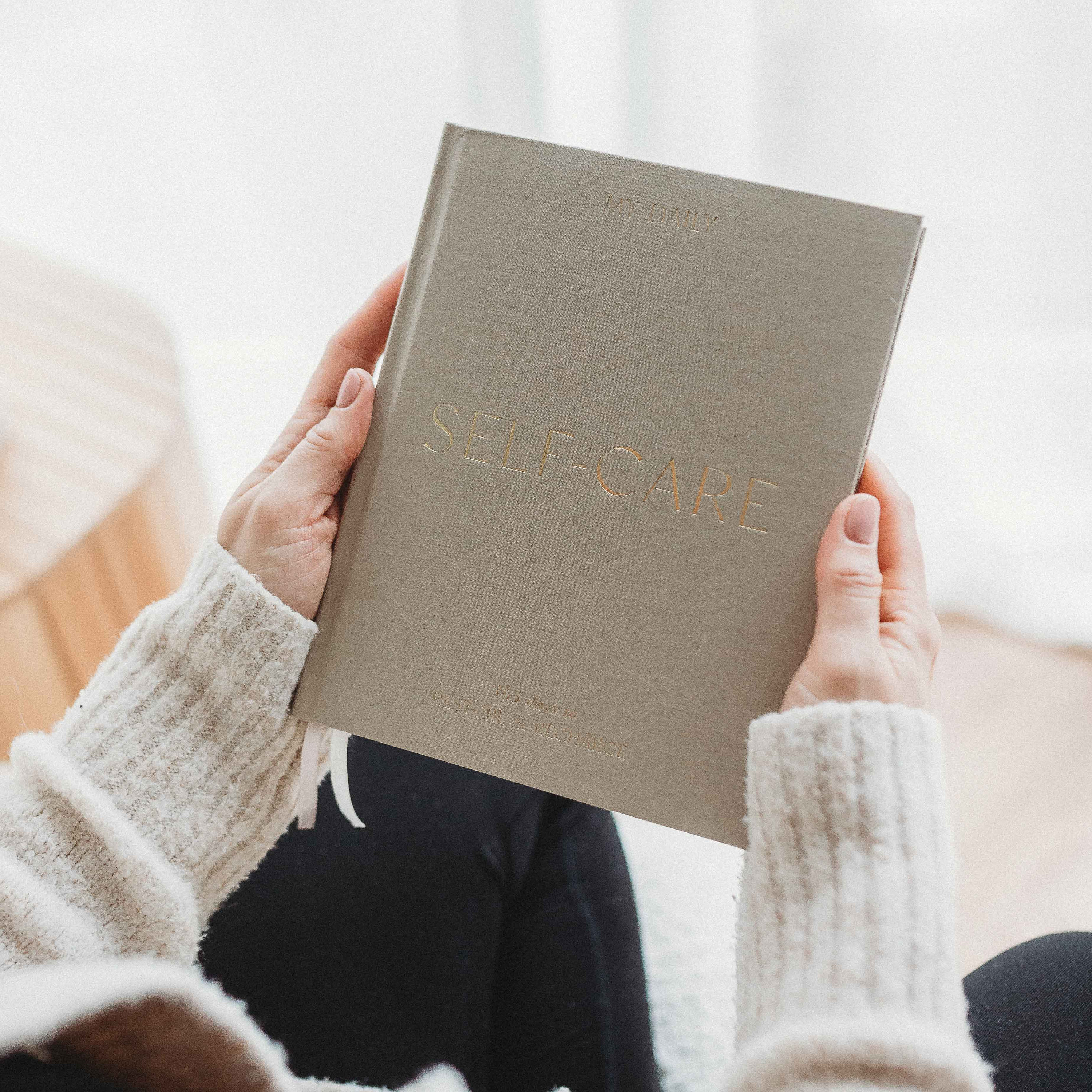 Gratitude Journal - Gold Leaf Linen – Promptly Journals