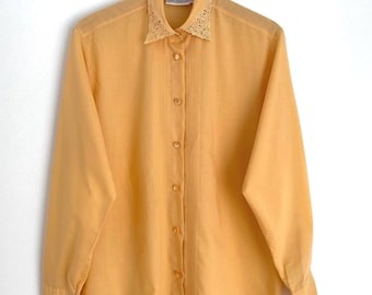 Vintage Pastel Yellow Blouse: Retro Lace Collar, Size 36