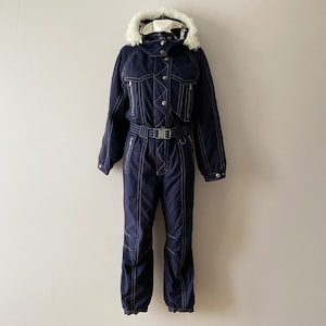 Vintage MarineblauEr Einteiler Skianzug 90er Warme Schneeanzug Kapuze mit Fell Hipster Blau Schneehose Outdoor Winter Wear Snow Gear Jumpsuit Größe S