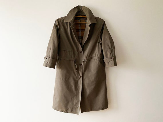 Manteau inspecteur sale