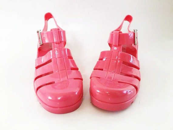 pink jelly shoes