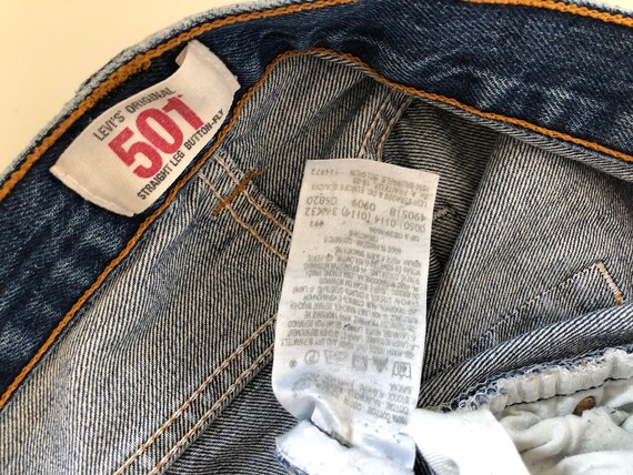 Vintage Levi's 501 Jeans Blue Men Highwaist Jeans… - image 7