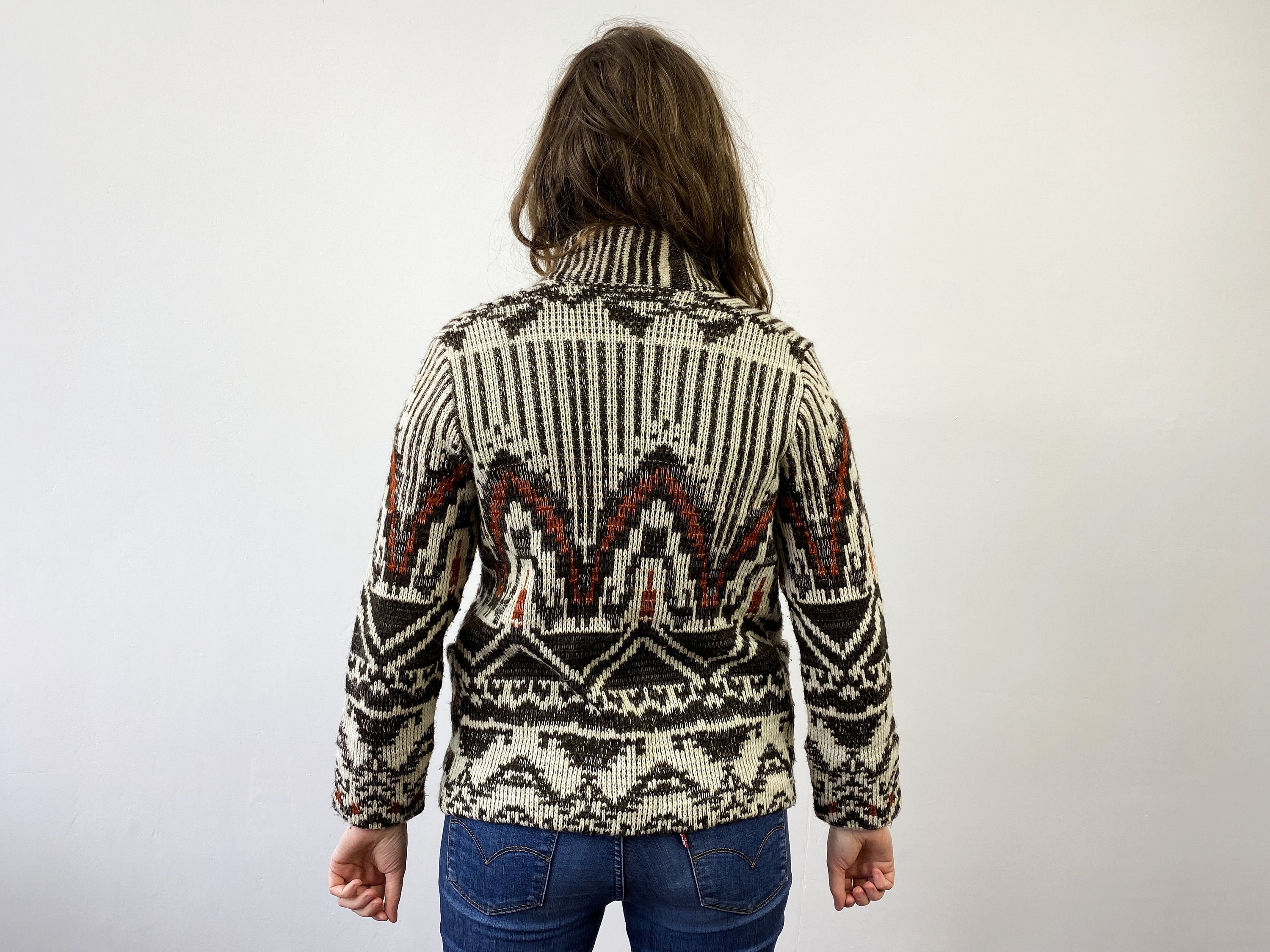 Vintage Nordic Wool Hook Cardigan: Norwegian Design, Size Small 