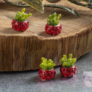 Planta en maceta en miniatura de color rojo gema para casa de muñecas a escala 1:12