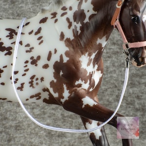 Traditional Model Horse Lead Rope in Shimmer White Braid for 1:9 Scale Miniature