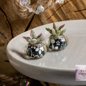 Miniature Potted Plant in Black & White Floral Pot for 1:12 Scale Dollhouse Miniature