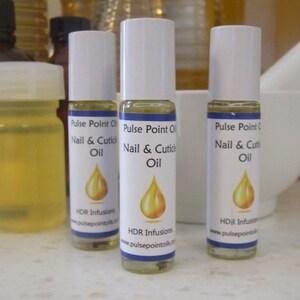 Nail & Cuticle manicure oil, Ideal for hand and foot massage. Nail care intensive treatment essential oil blend image 6