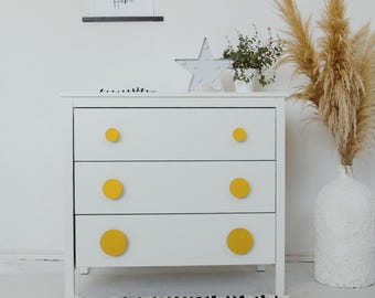 Colorful Circle Nursery Knobs | Round Drawer Pulls for Dresser or Wardrobe | Unisex Kids Room Handles | Custom Color Option