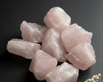 Raw Rose Quartz Crystal – Natural Pink Stone for Love & Healing – Tumbled Gemstone for Collection or Gift