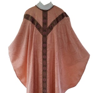 Rose Cross Patterned Damask Chasuble Vestment with Traditional Cross Trim