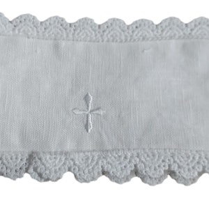Stole Protector 100% Linen with Cross and Lace Edging Priest&#39;s Stole Protector