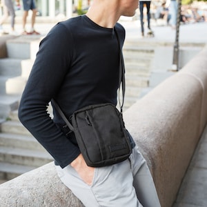 Cadeaux de moins de 30 ans pour homme, sac à bandoulière noir, sac messager, sac bandoulière, sac pour homme, sac en Cordura