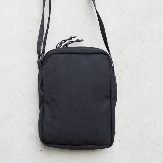 Large One Shoulder Crossbody Bag for Men / Black