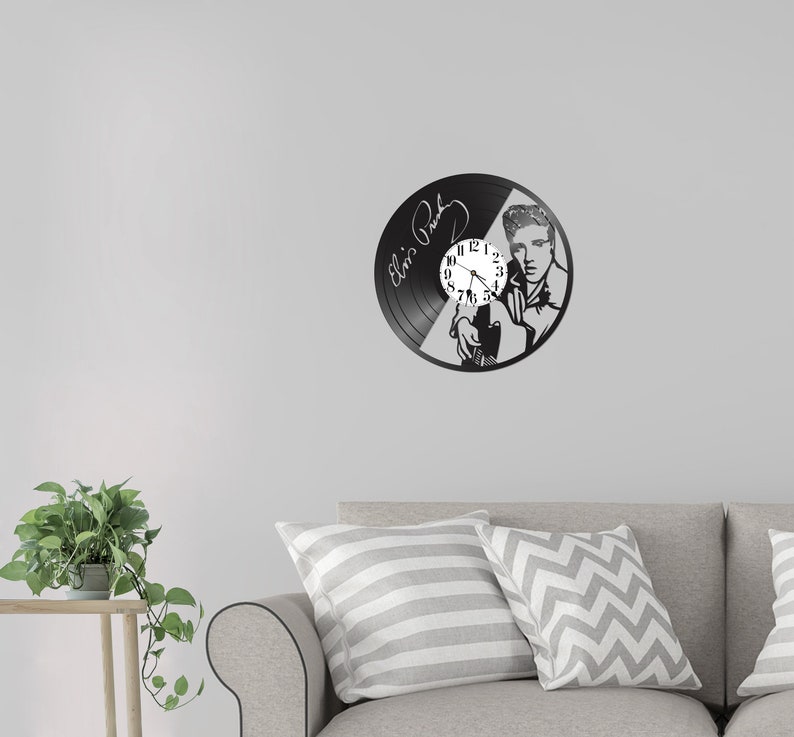 Vinyl record clock FREE SHIPPING records for wall vintage re-purposed record clock wall clock image 2