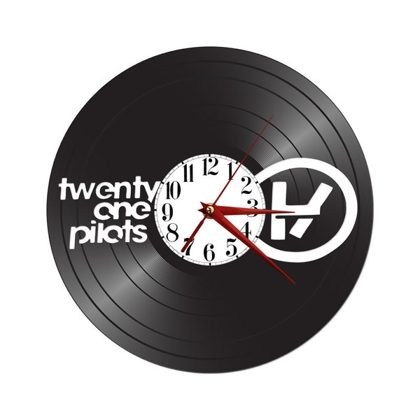 Vinyl record clock ** FREE SHIPPING** - records for wall - vintage - re-purposed record clock - wall clock