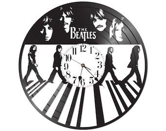 Vinyl record wall clock **FREE SHIPPING in USA** - vintage - re-purposed vinyl record